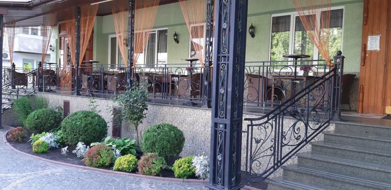 Ідилія Lviv Bagian luar foto